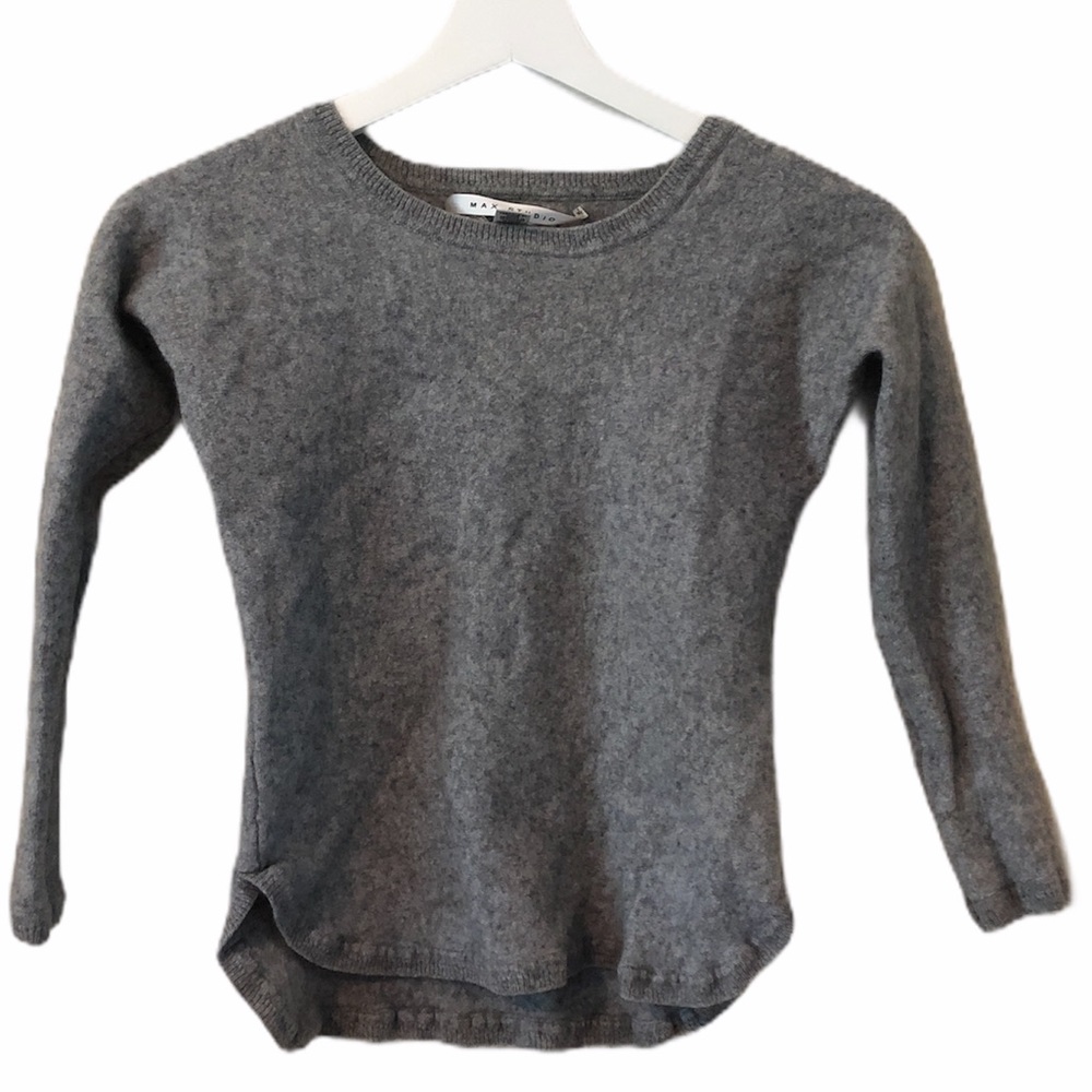 Max studio cashmere sweater